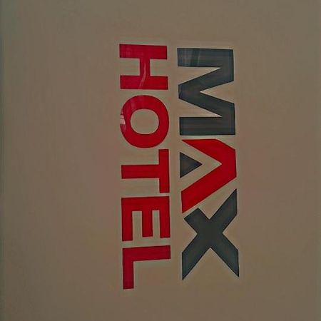 Max Hotel Kashmir Point Murree Esterno foto